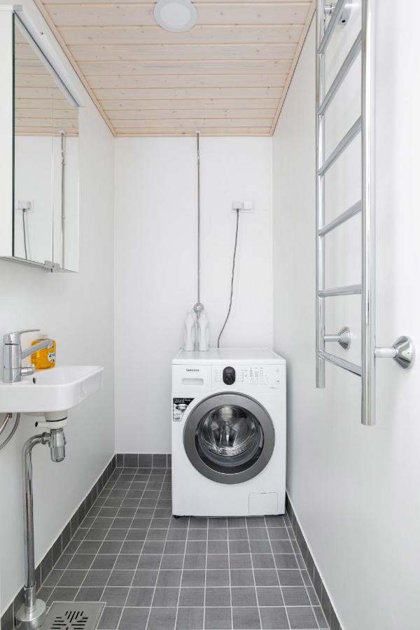 2Ndhomes Central & Spacious 85M2 Apartment In Yrjoenkatu 赫尔辛基 外观 照片